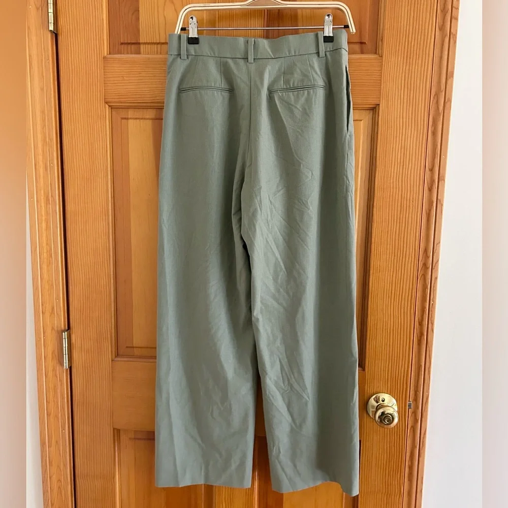 Uniqlo Light Green Pleated Wide Pants Trousers Dress Pants - Picture 4 of 6